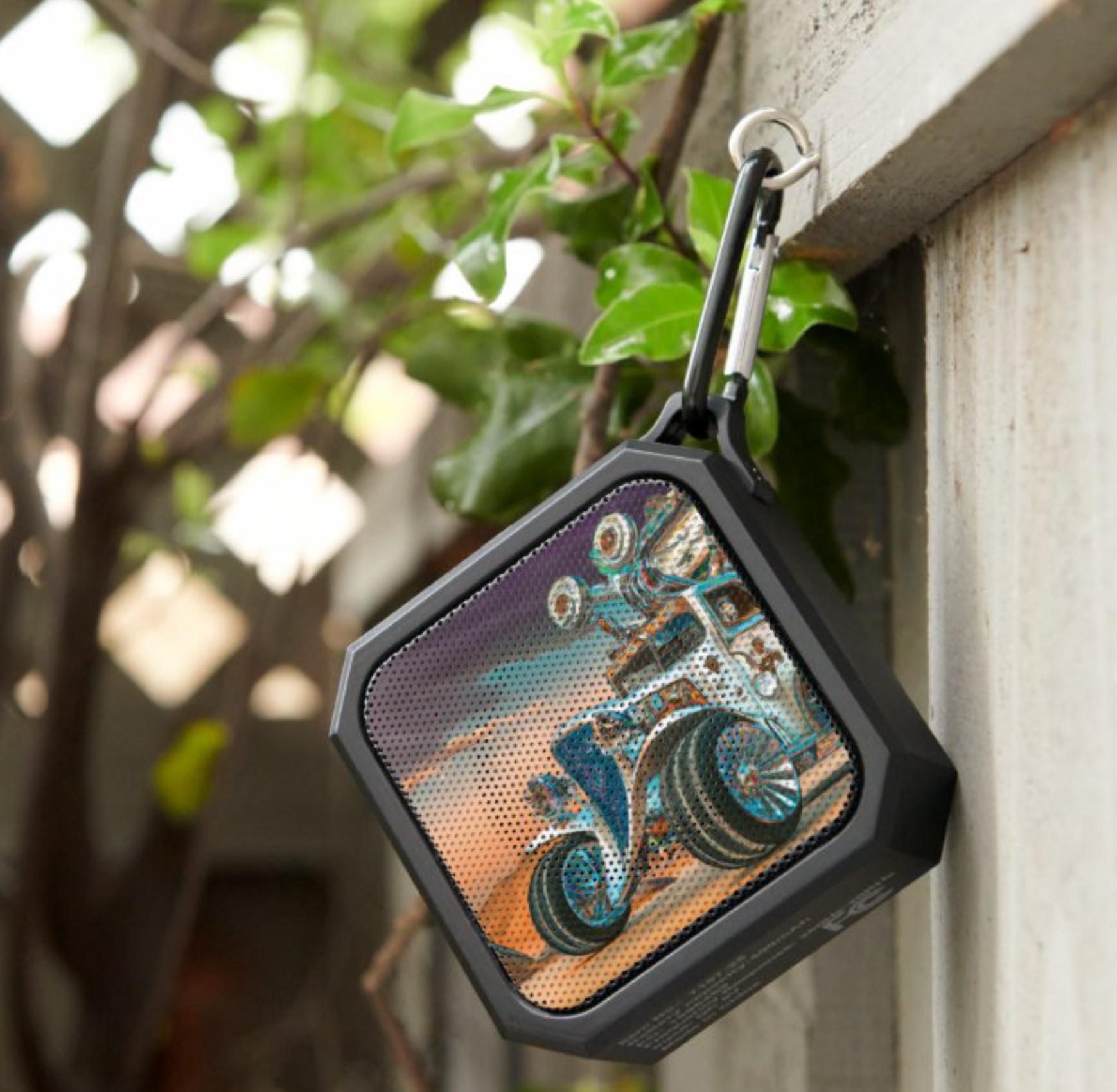 Abstract Steampunk Hot Rod Bluetooth Speaker